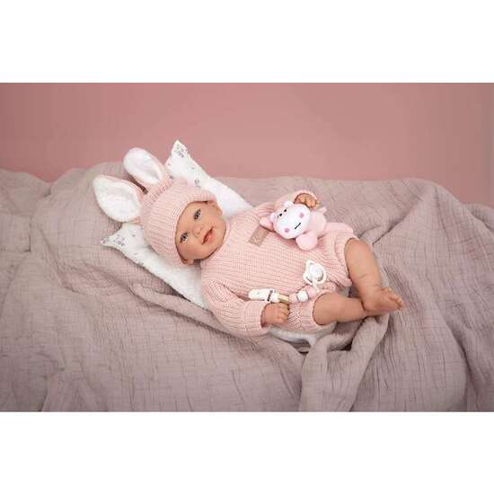 MUÑECA REBORN ARIAS 45 CM LUCIA C/COJIN Y PELUCHE image 1
