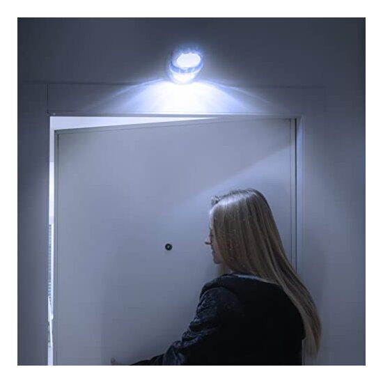 # -16- LAMPARA LED C/SENSOR DE MOVIMIENTO LUMACT image 9