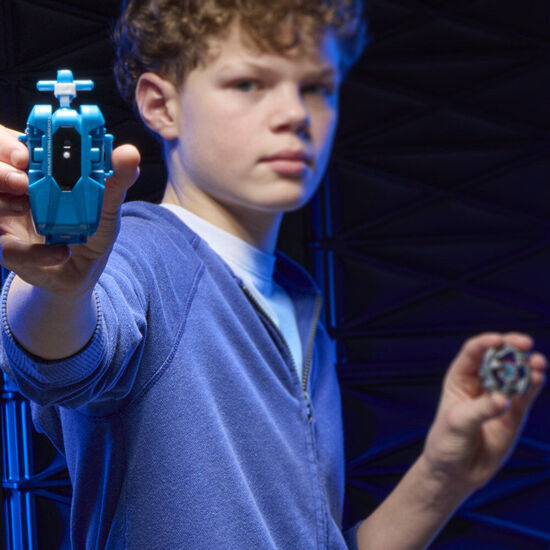 SET PREMIUM LANZADOR CON CUERDA Y TOP COBALT DRAGOON 2-60C BEYBLADE X image 3