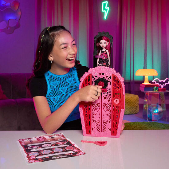 MUÃ±ECA DRACULAURA SKULLTIMATE SECRETS MIDNIGHT GARDEN MONSTER HIGH image 2