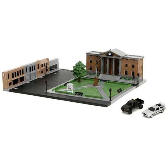 NANO ESCENARIO REGRESO AL FUTURO - DIORAMA PLAZA DE LA CORTE DE HILL VALLEY image 1