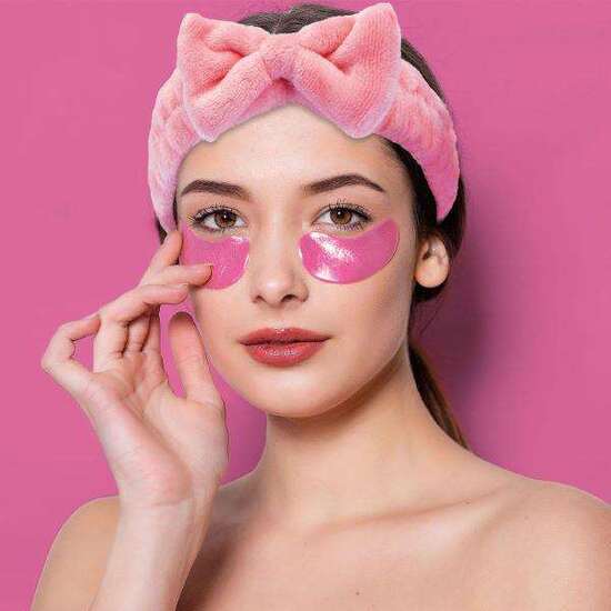 SET CUIDADO FACIAL. INCLUYE HIDRATANTE,LIMPIADORL,CINTA PARA EL PELO,ESPONJAS,BOLSITO REVERSIBLE,ESPÁTULA,PARCHE PARA OJOS Y MASCARILLA. image 3