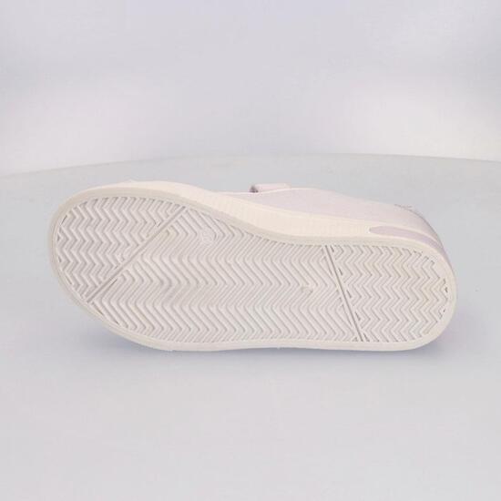 ZAPATILLA LONETA SUELA PVC CON LUCES STITCH image 2