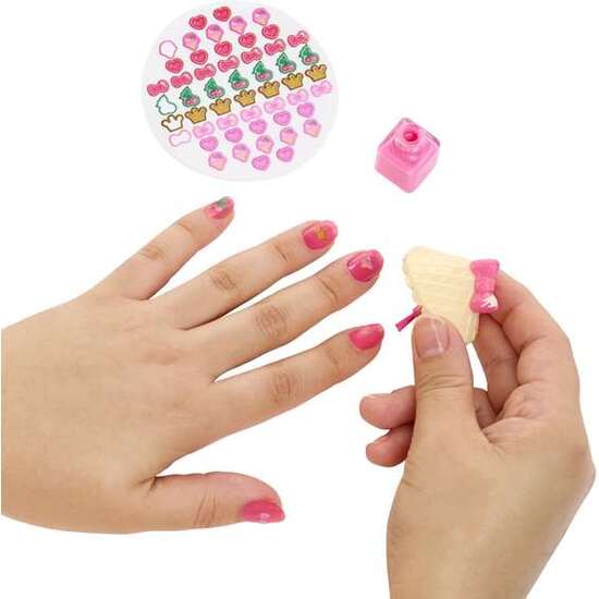 MUÑECA BRILLO DE LABIOS YUMMILAND. BOLSO DE BELLEZA HELADO. INCLUYE PINTAUÑAS,PEGATINAS Y LOCIÓN CORPORAL . image 4