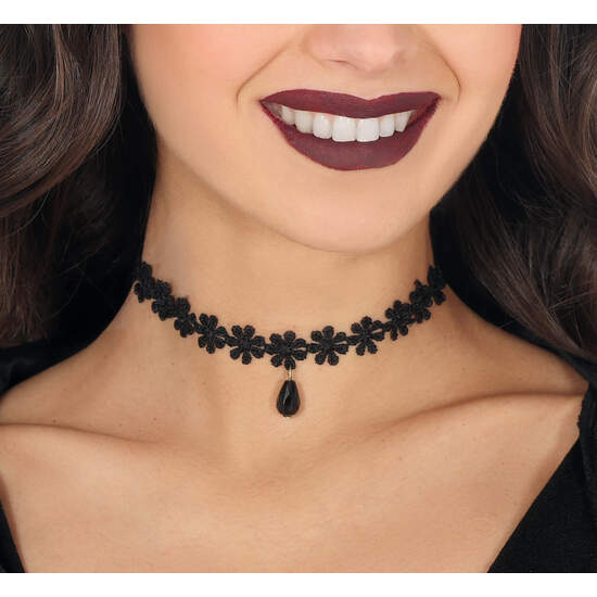 GARGANTILLA BORDADA CON FLORES NEGRA image 0