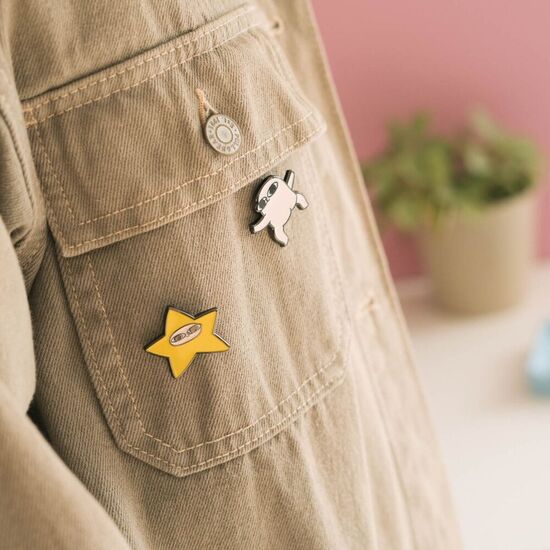 SET 4 PINS KETNIPZ image 2