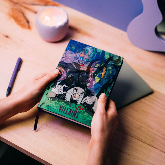 CUADERNO A5 LENTICULAR VILLANAS DISNEY image 2