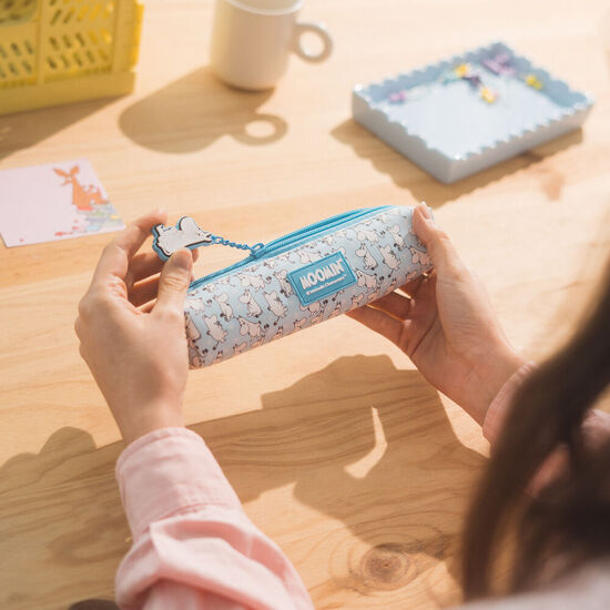 SET PORTATODO + BOLIGRAFO Y LAPIZ MOOMIN image 2