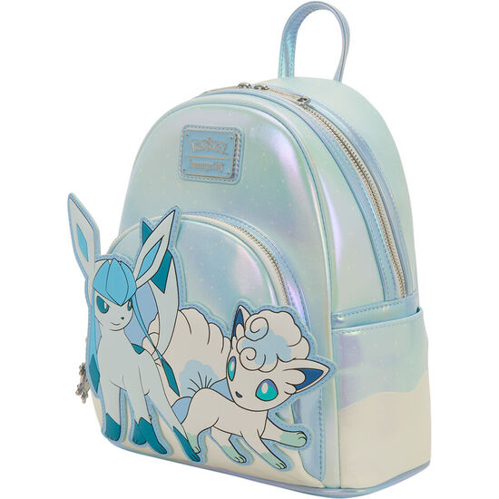 MOCHILA INVIERNO POKEMON LOUNGEFLY 26CM image 0