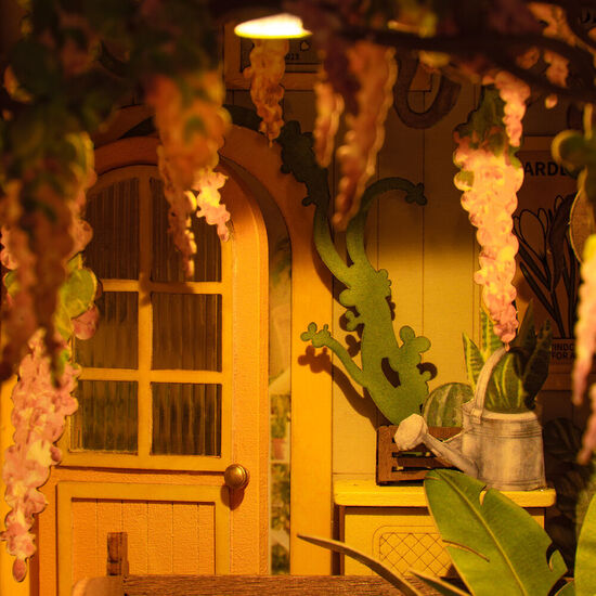 MAQUETA SUJETALIBROS CASA DE LAS FLORES 240PZS image 3