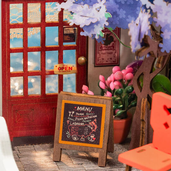 MAQUETA RESTAURANTE SEA HOLIDAY 68PZS image 2