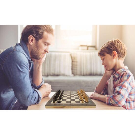 AJEDREZ MAGNÉTICO PLEGABLE DE MADERA image 5