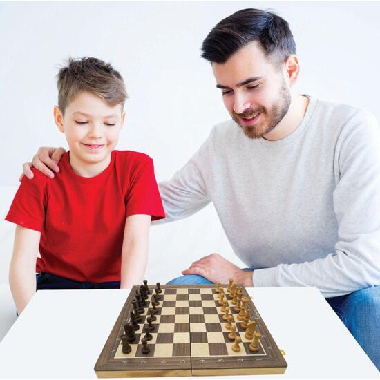 AJEDREZ MAGNÉTICO PLEGABLE DE MADERA image 7